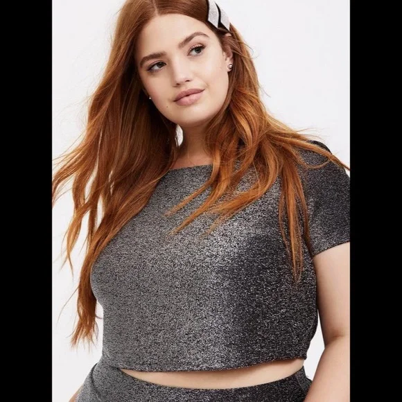 Black & Silver Glitter Crop Top & Wide Leg Pant Set - Picture 14 of 17